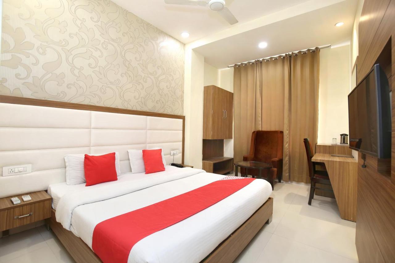 Capital O 8510 Welcome Inn Amritsar Esterno foto
