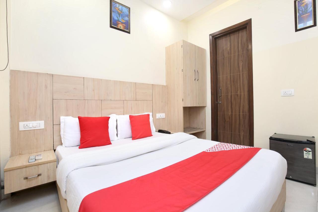 Capital O 8510 Welcome Inn Amritsar Esterno foto