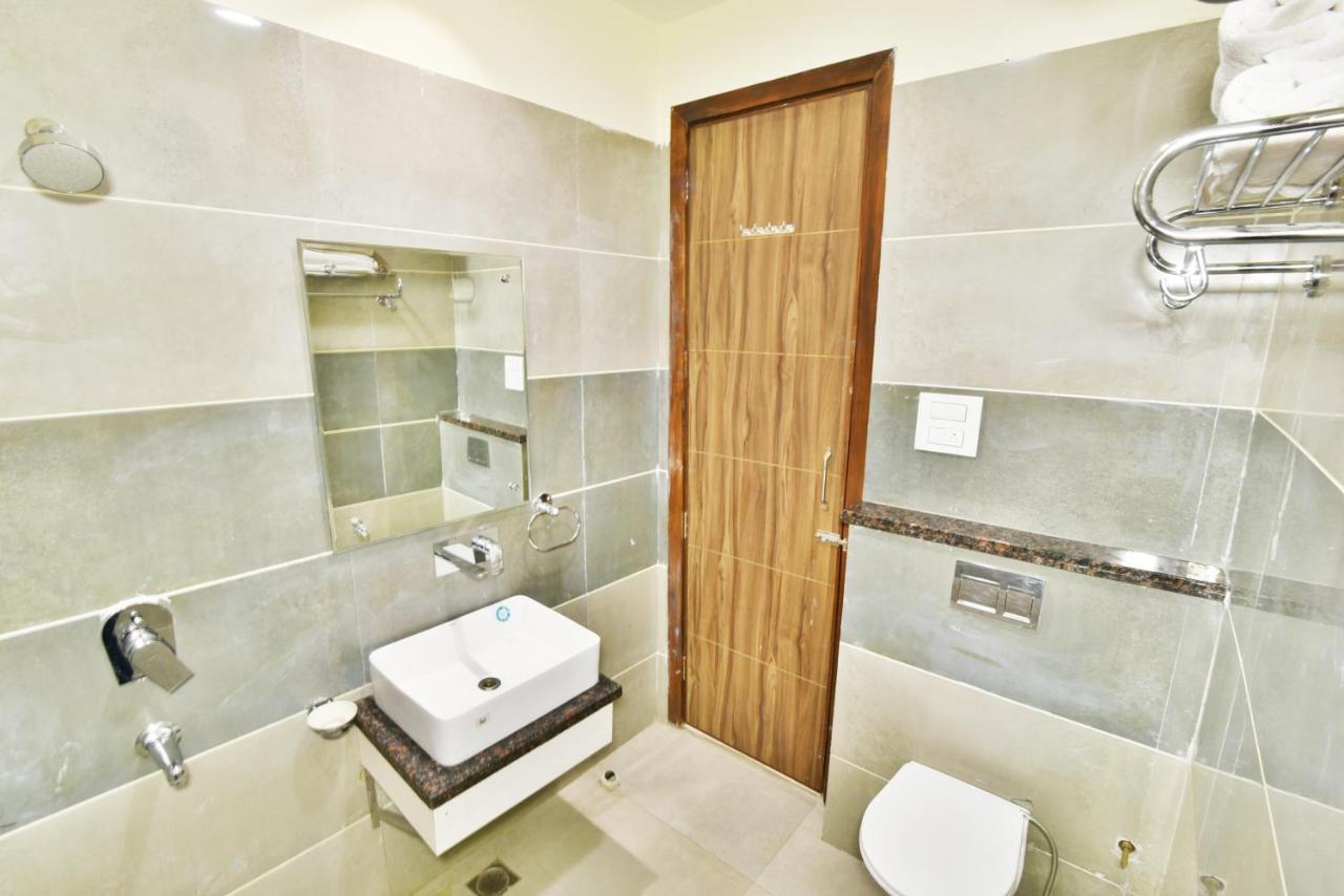 Capital O 8510 Welcome Inn Amritsar Esterno foto