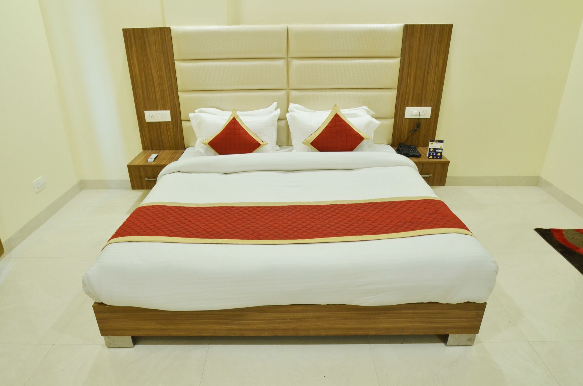 Capital O 8510 Welcome Inn Amritsar Esterno foto