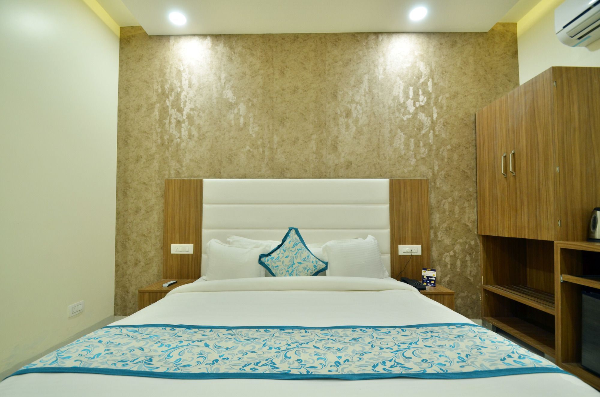 Capital O 8510 Welcome Inn Amritsar Esterno foto