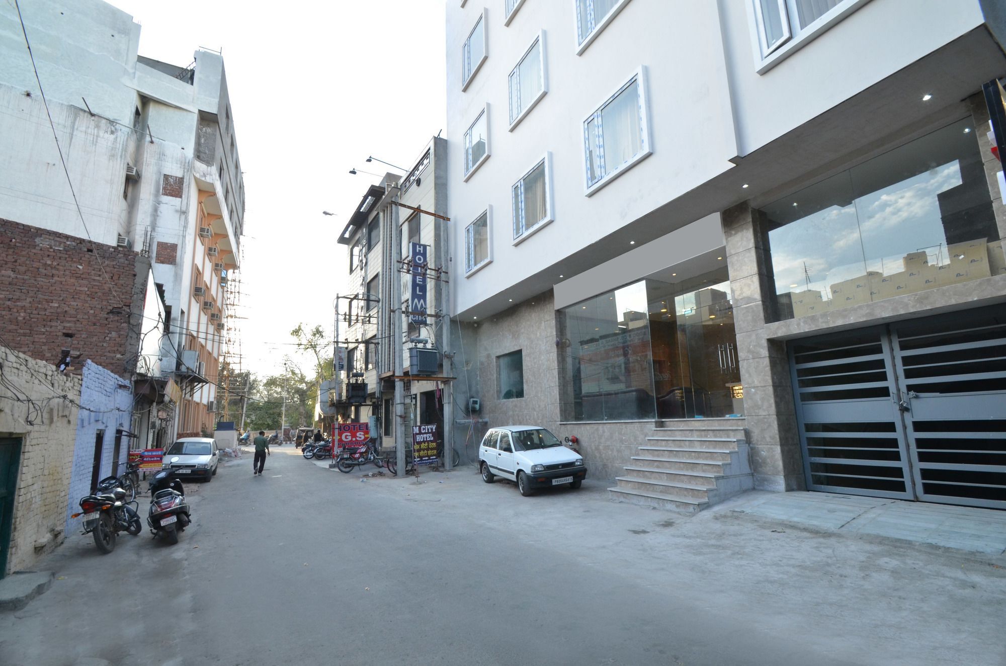 Capital O 8510 Welcome Inn Amritsar Esterno foto